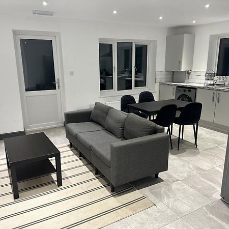 Ferienwohnung The Little Oaks Birmingham Exterior foto